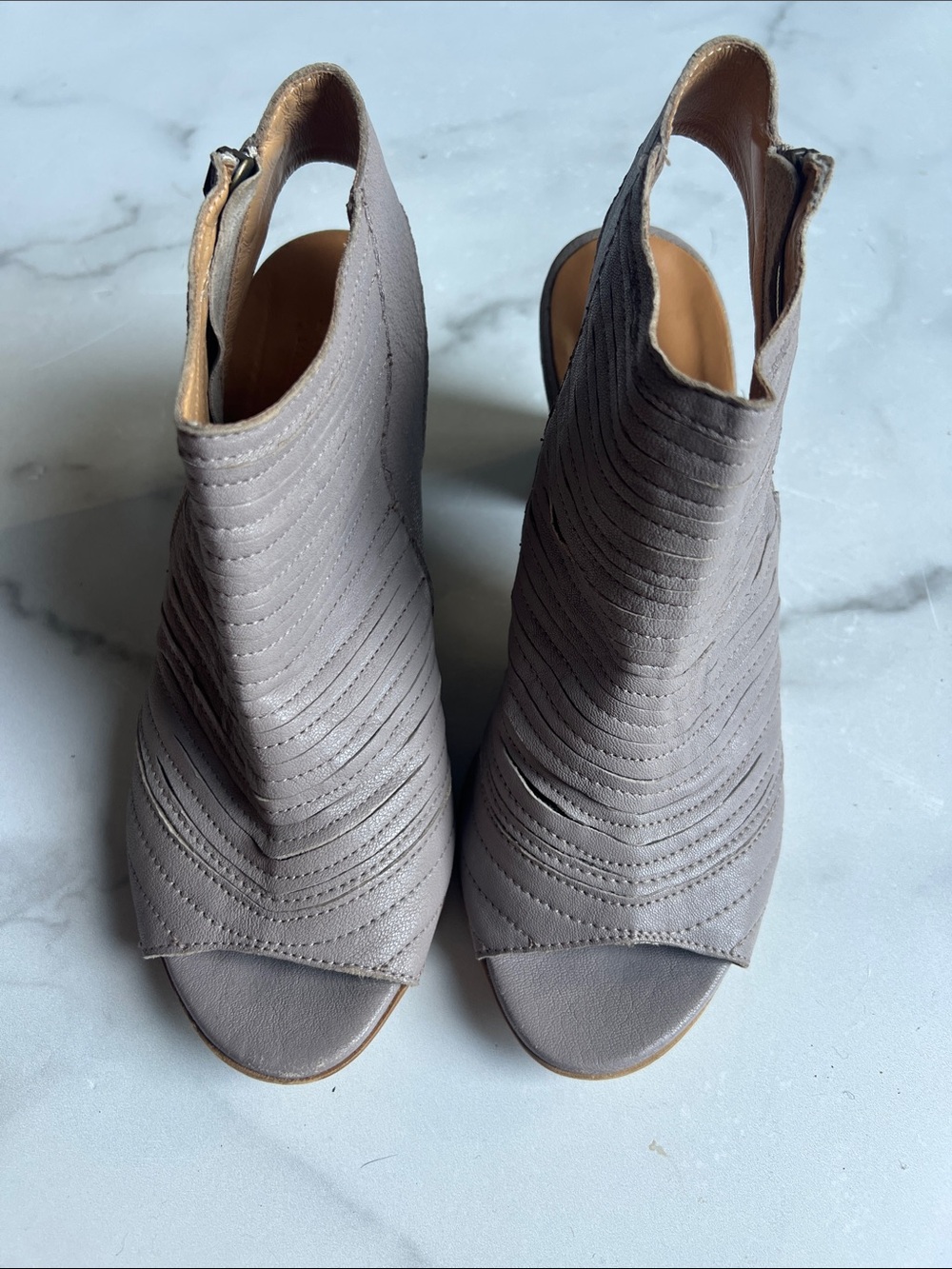 Italian Women's Open-Toe Wedge Sandals in Taupe